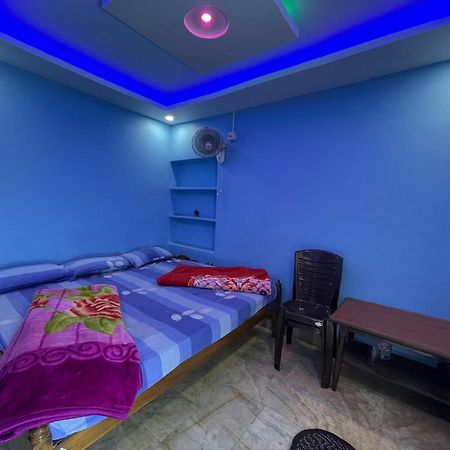 Hotel Radha Krishna بوري المظهر الخارجي الصورة