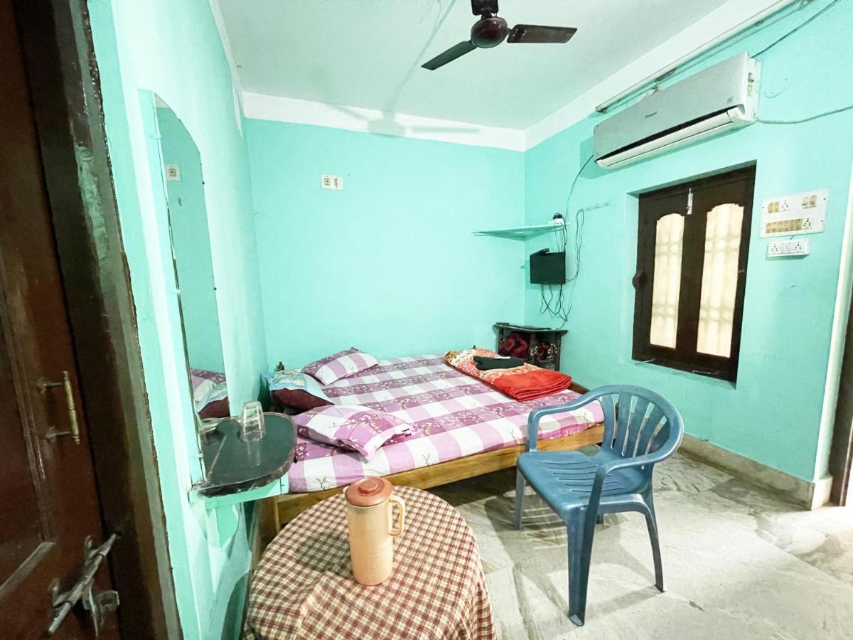 Hotel Radha Krishna بوري المظهر الخارجي الصورة