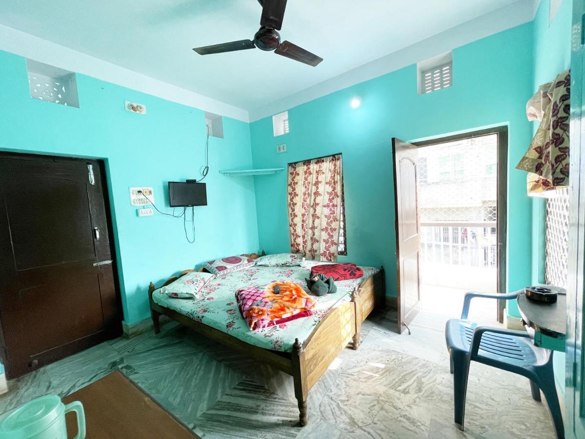 Hotel Radha Krishna بوري المظهر الخارجي الصورة