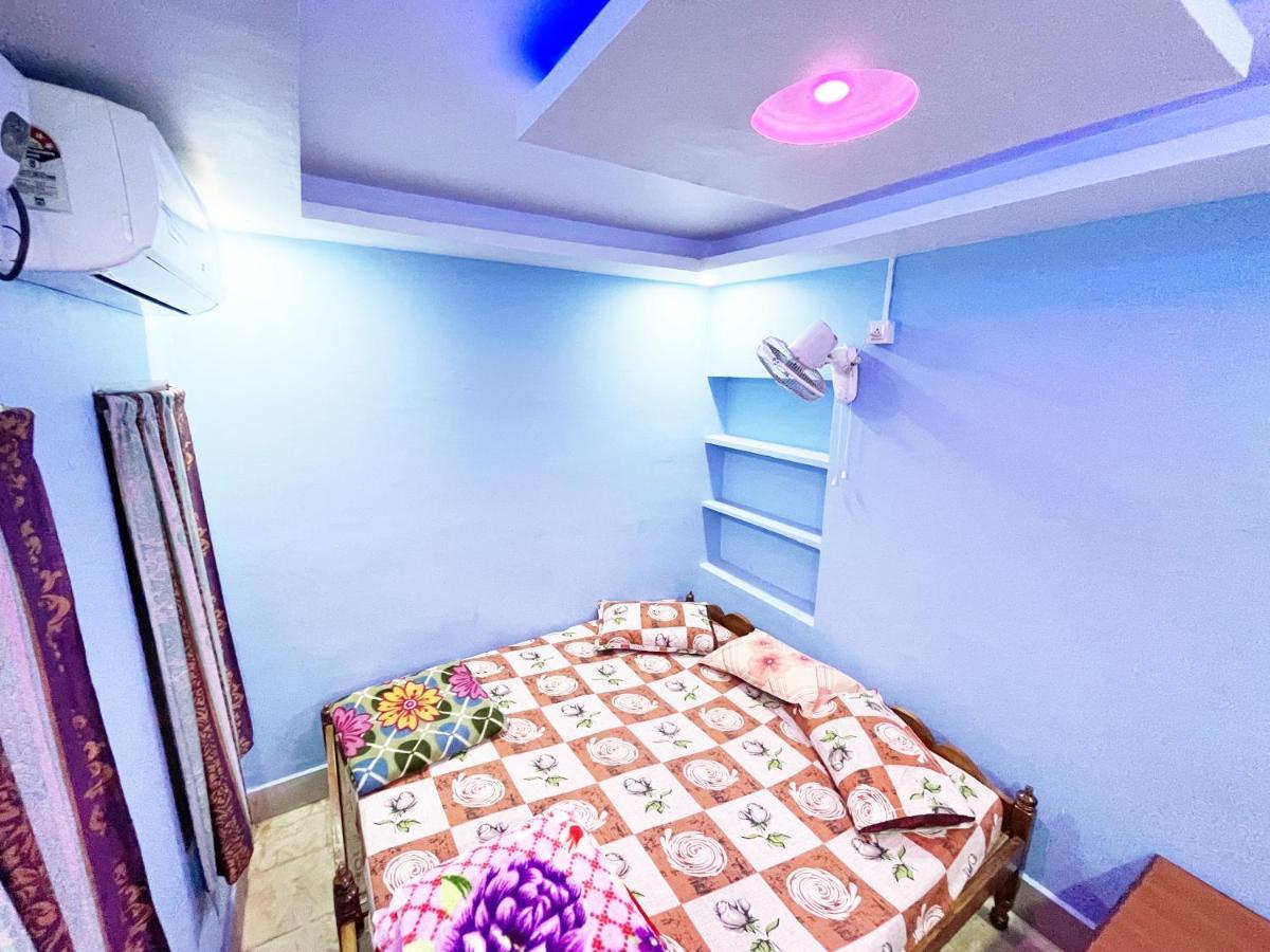 Hotel Radha Krishna بوري المظهر الخارجي الصورة