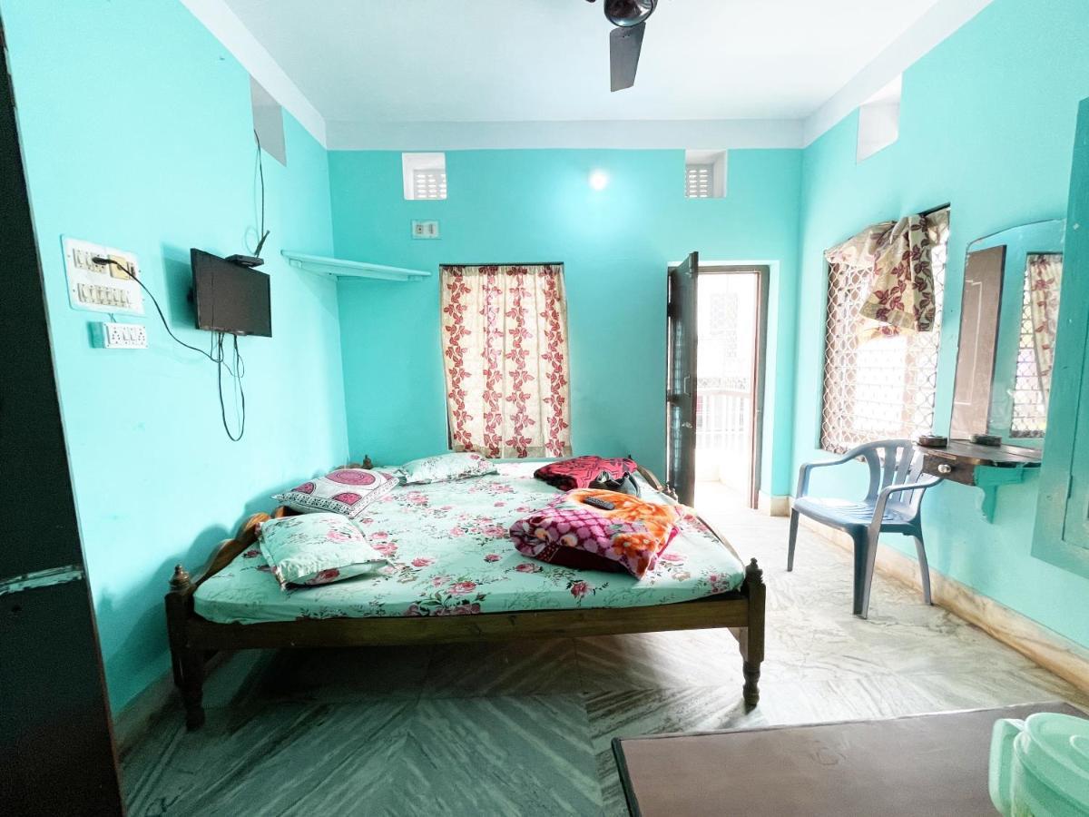 Hotel Radha Krishna بوري المظهر الخارجي الصورة