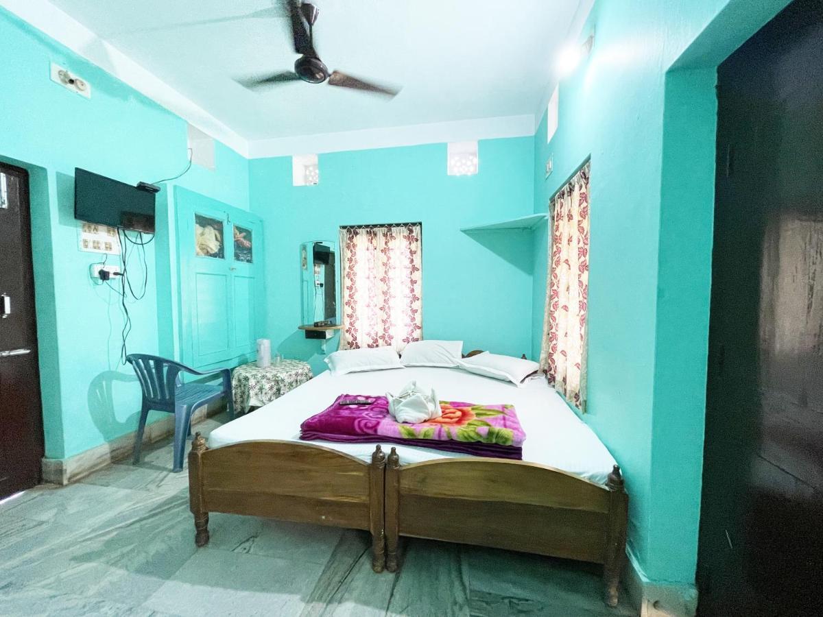 Hotel Radha Krishna بوري المظهر الخارجي الصورة
