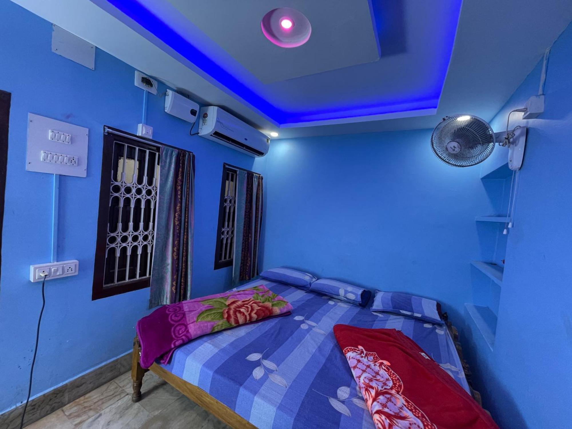 Hotel Radha Krishna بوري المظهر الخارجي الصورة