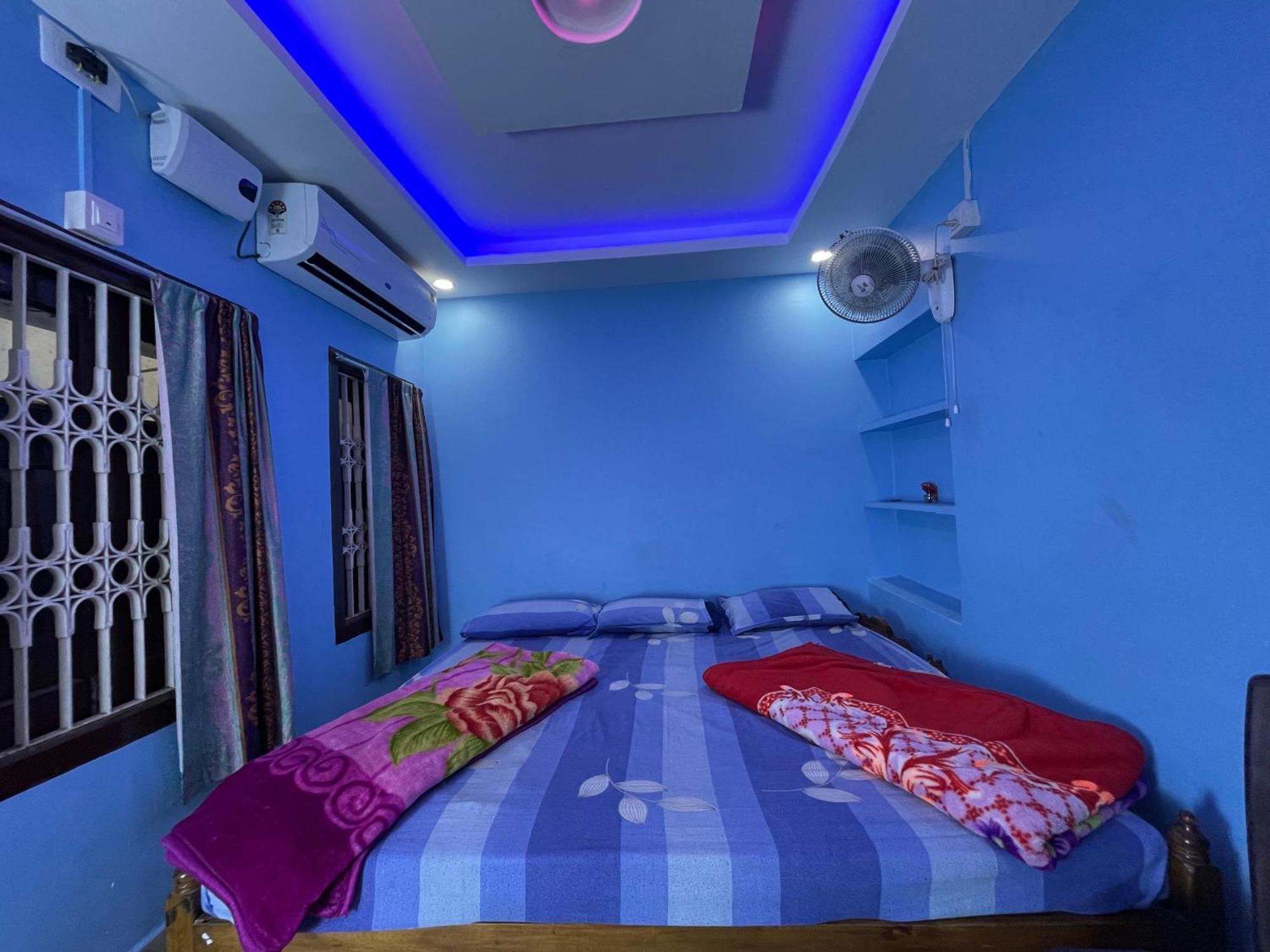 Hotel Radha Krishna بوري المظهر الخارجي الصورة